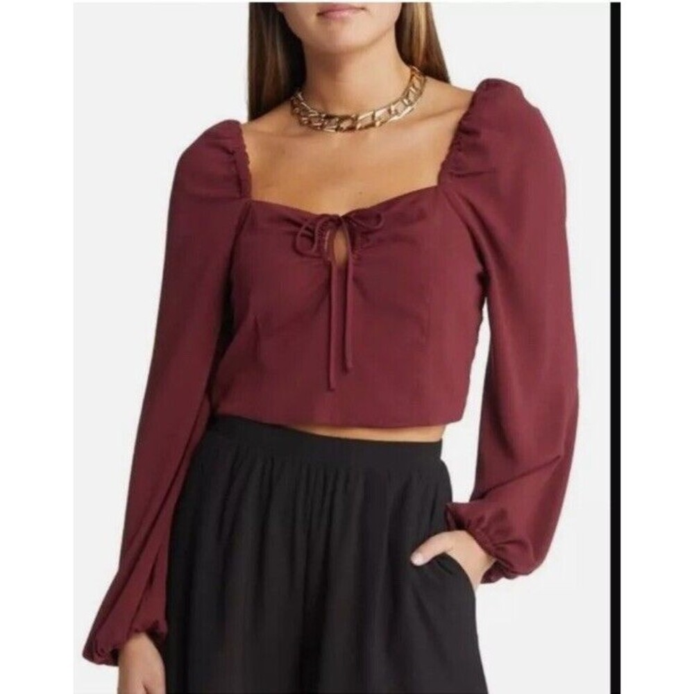 Open Edit Ruched Long Sleeve Keyhole Crop Top Burgundy Tannin S‎